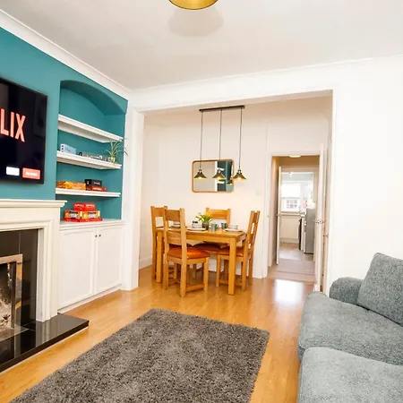 2 Bed, Pet Friendly Sleeps 6 In Norton 度假居 *